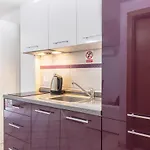 1 Bedroom Amazing In *