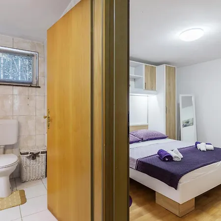 1 Bedroom Amazing In *